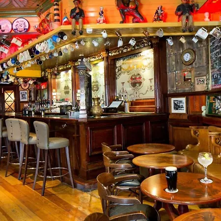 Lawlors Szálloda 4*