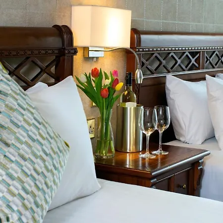 Lawlors Szálloda 4*