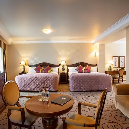 Lawlors Szálloda 4*